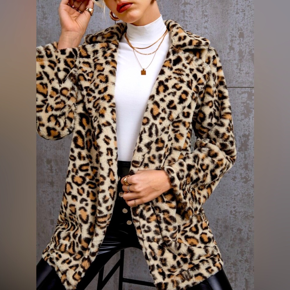 Leopard Cheetah Print Collared Neck Teddy Coat NWOT